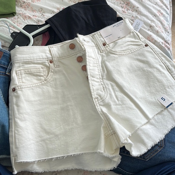 Arizona Jean Company Pants - Arizona white shorts